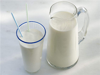 在多鲜放心订上面订奶和通过送奶员跟前订奶有什么不同