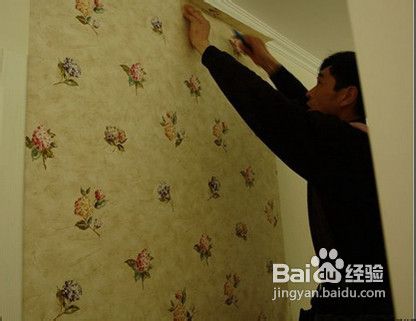 怎么贴墙纸？