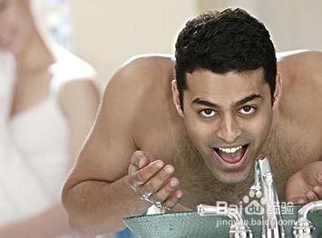 男士青春痘怎么治