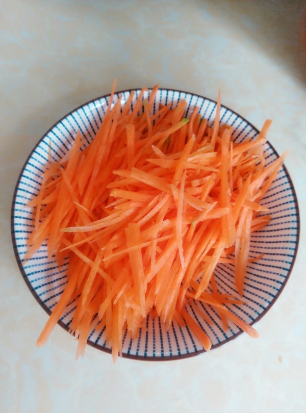 胡萝卜木耳炒蛋