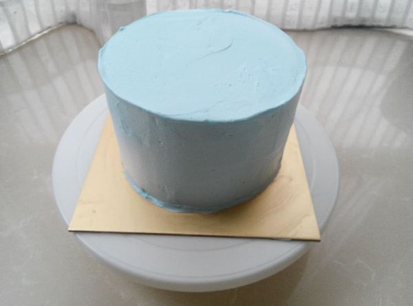 花朵奶油香芒戚风蛋糕