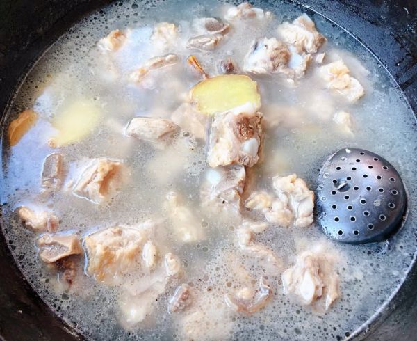 冬瓜薏米排骨汤