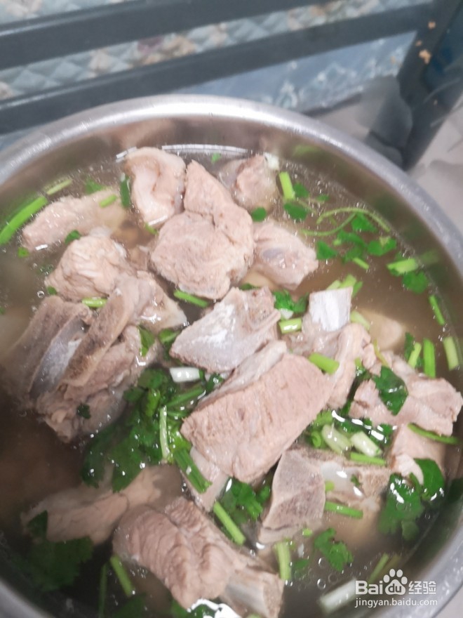 色香味俱全清炖排骨