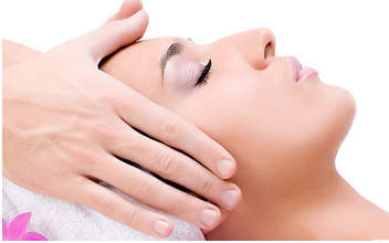 冬天皮肤干痒 自制补水面膜