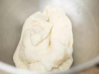 萝卜芝麻包怎么做？