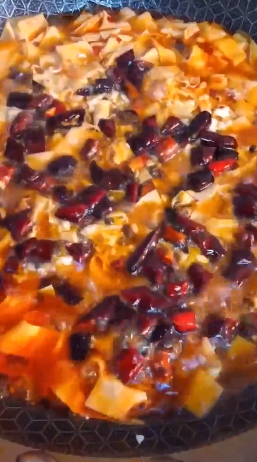 水煮干豆腐皮怎么做？