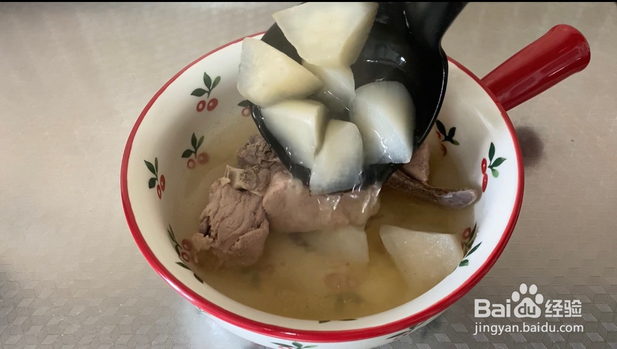 白萝卜脊骨汤压力锅版的做法