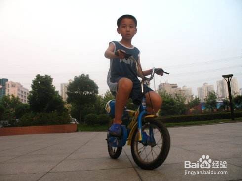 小孩子练自行车时间太长的后果