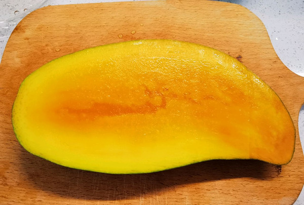 芒果椰奶西米露