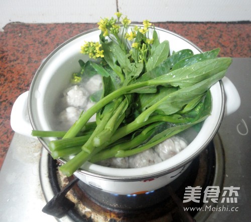 菜心豆腐丸子汤