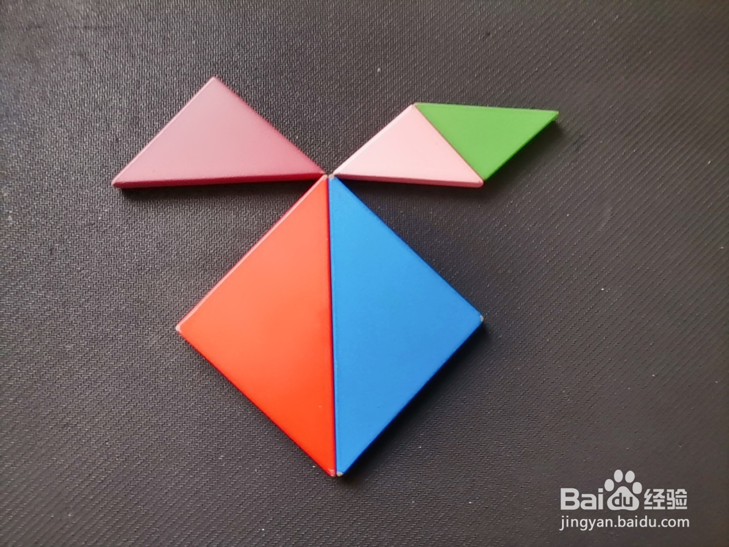 如何用七巧板拼一架飞机(6)