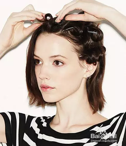 中短发这样打理,欧美明星范十足~