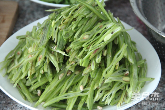 炒豆角丝的做法