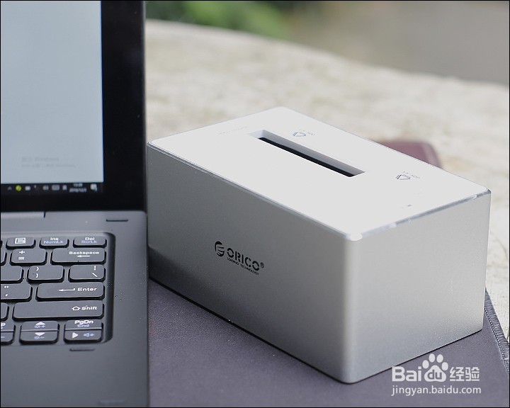 奥睿科 6818US3 3.5/2.5SATA 硬盘座开箱晒物