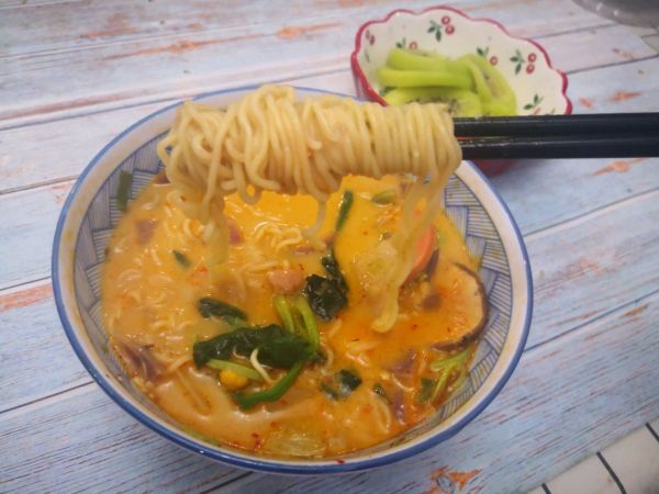 韩式牛奶芝士泡面