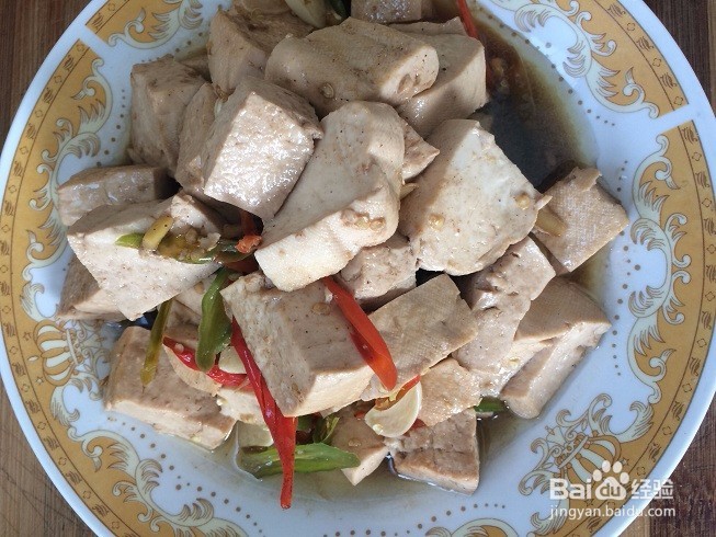 鲜椒蒜瓣炖豆腐