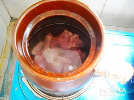 菊花薏米乳鸽汤