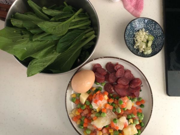 减脂低油快手时蔬炒饭