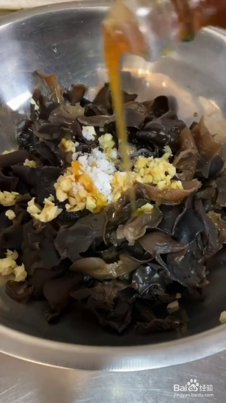 如何制作好吃的凉拌木耳