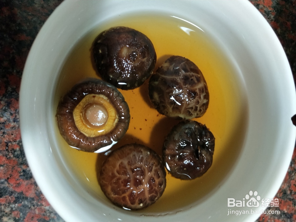 香菇瘦肉炆豆腐