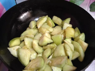 家常炒茄子怎么做？