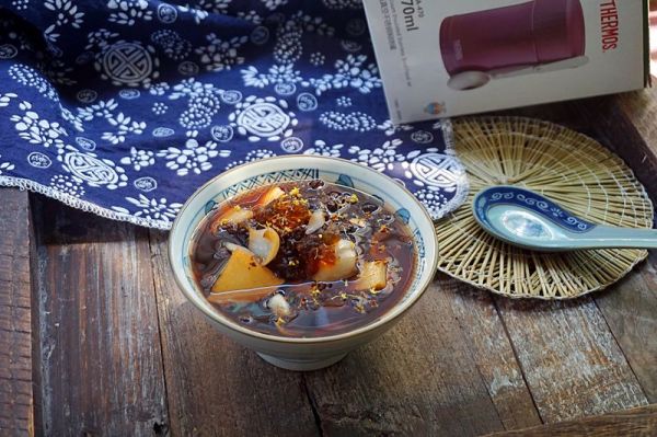 桃胶枸杞水果茶