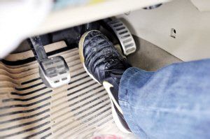 怎么辨别2手桑塔纳的好坏