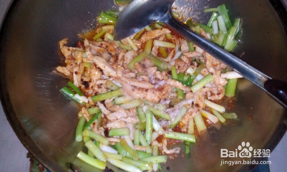 美味可口的麻辣鸡丝面