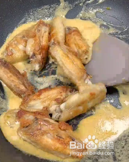 如何做酥脆的咸蛋黄鸡翅？