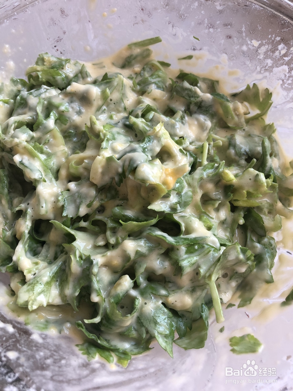 做出入味的芹菜叶子鸡蛋饼