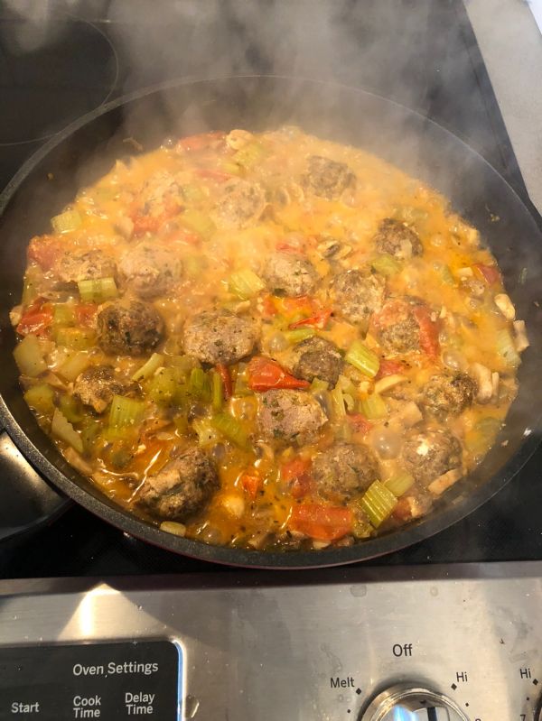 时蔬烩香菜牛肉丸