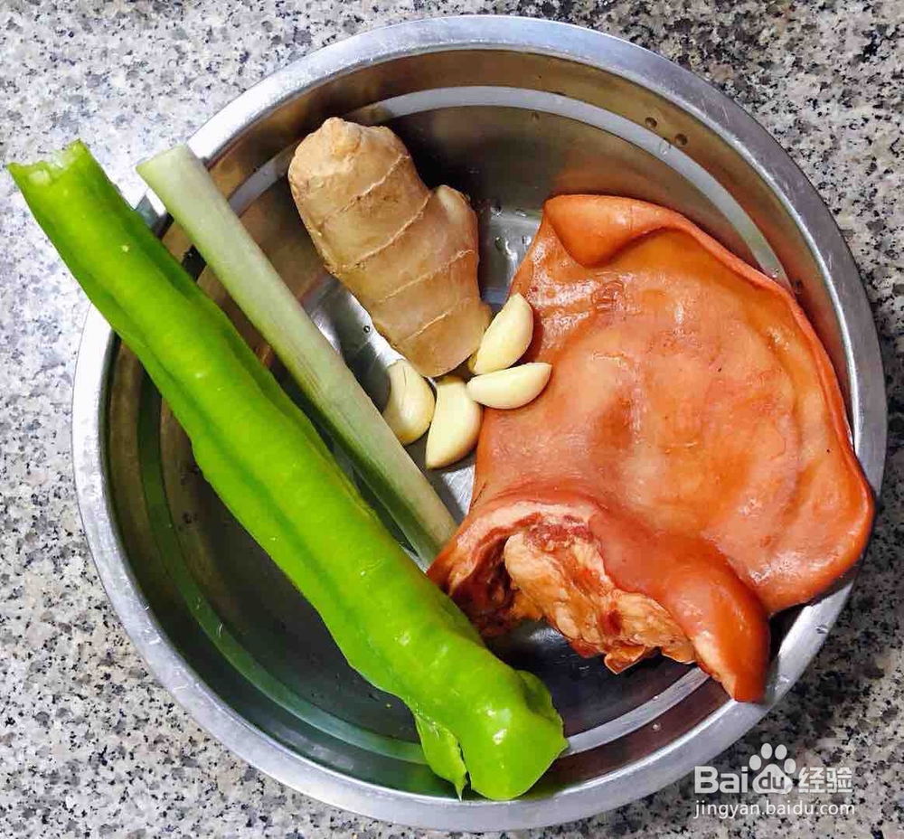 爆炒猪耳朵的做法