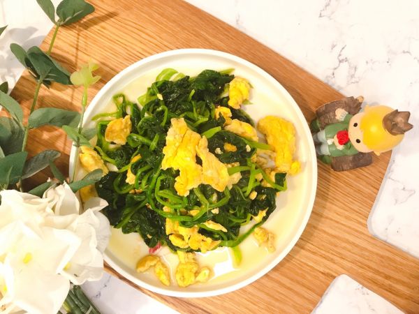 菠菜鸡蛋才不涩