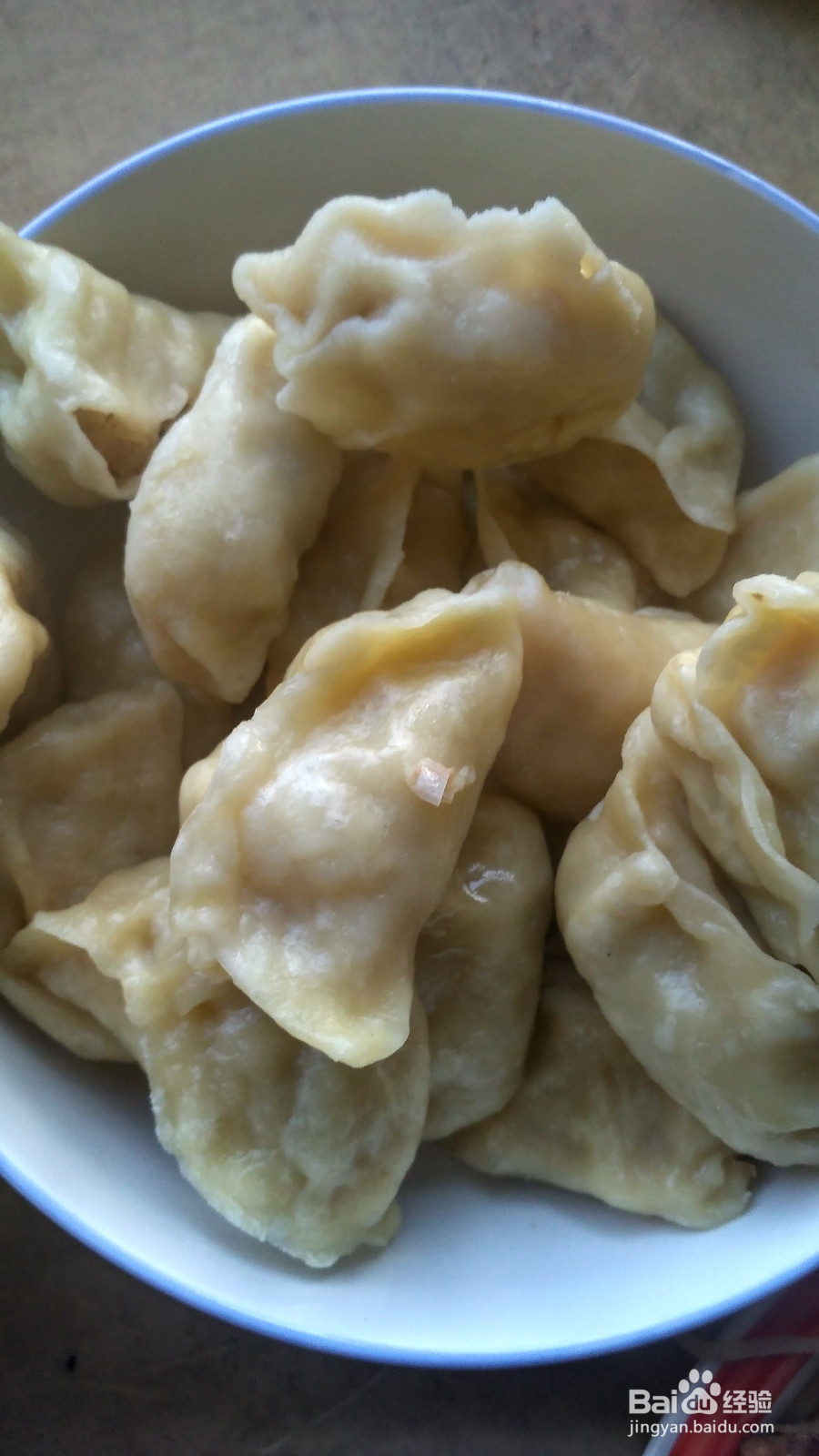 白菜猪肉馅饺子的制作