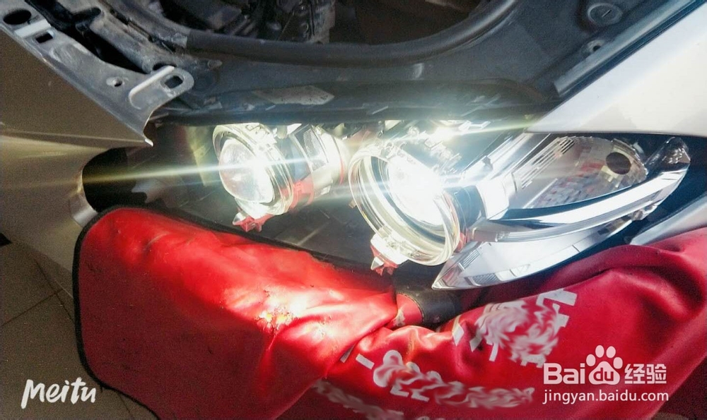 贵阳车灯升级改装，宝马5系525车灯改灯流程