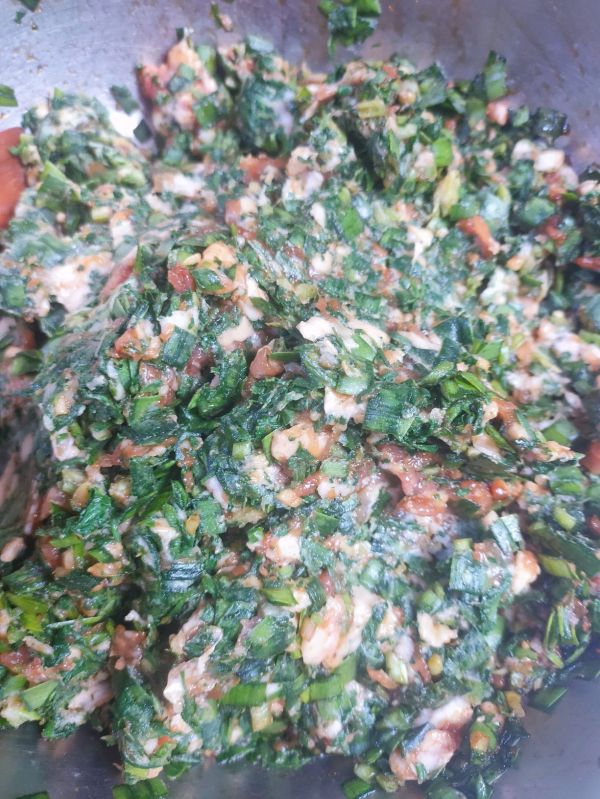 猪肉荠菜馅包子