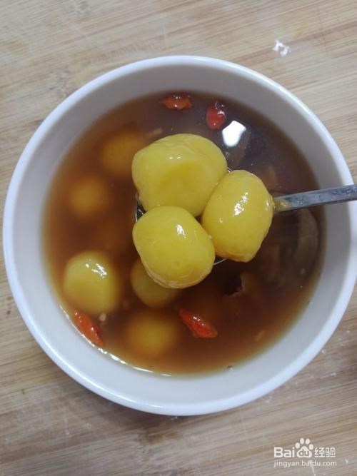 如何做酒酿南瓜糯米团子？