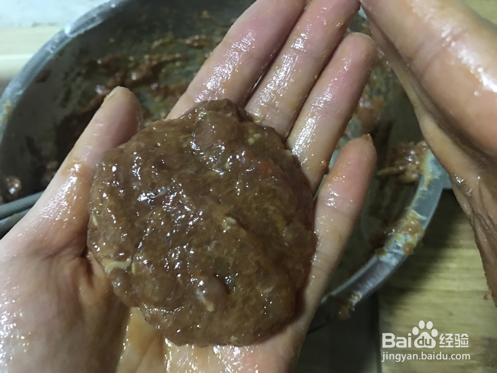 怎么做猪柳蛋汉堡?