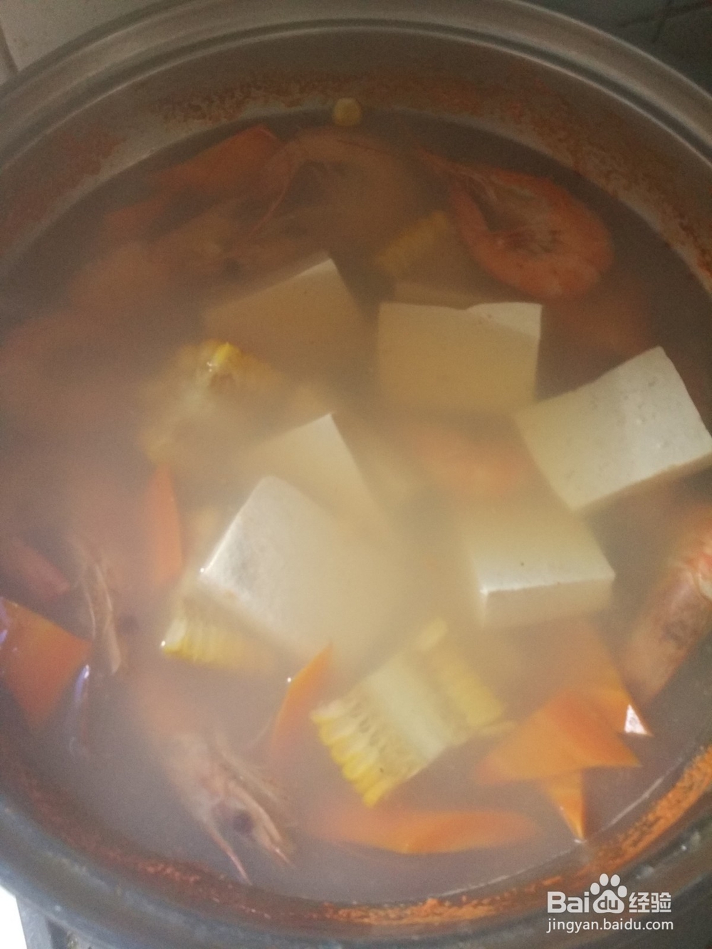 如何快速制作一份营养美味的豆腐白菜大虾汤