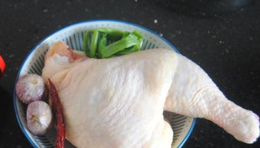 如何制作美味的烧鸡腿