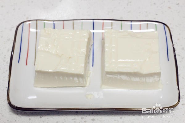 如何做出绝顶美味的皮蛋豆腐