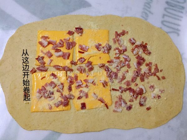 培根芝士面包卷