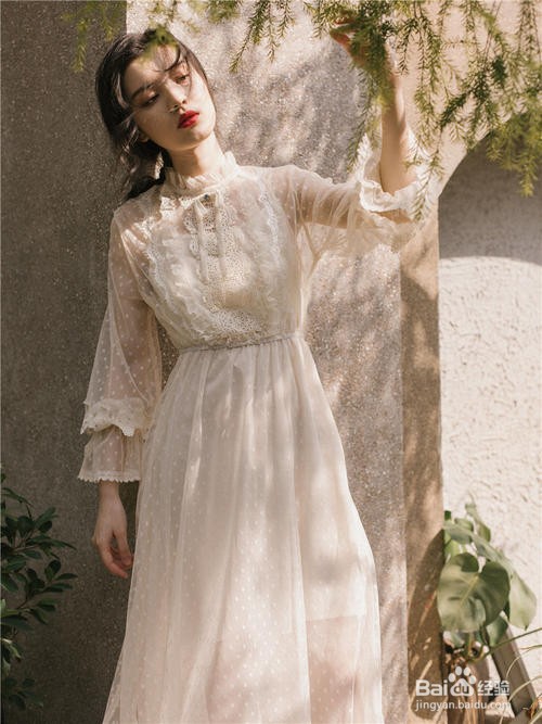 法式连衣裙如何穿搭比较好看