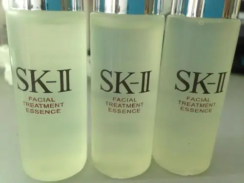 神仙水小样30ml是塑料瓶吗