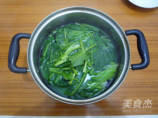 菠菜鸡蛋炖粉条