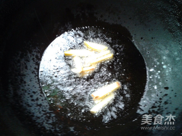 啤酒烧鸭块的做法