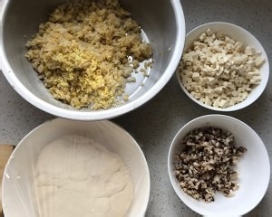 酸菜饺子的做法