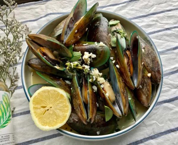 法式白葡萄酒煮青口