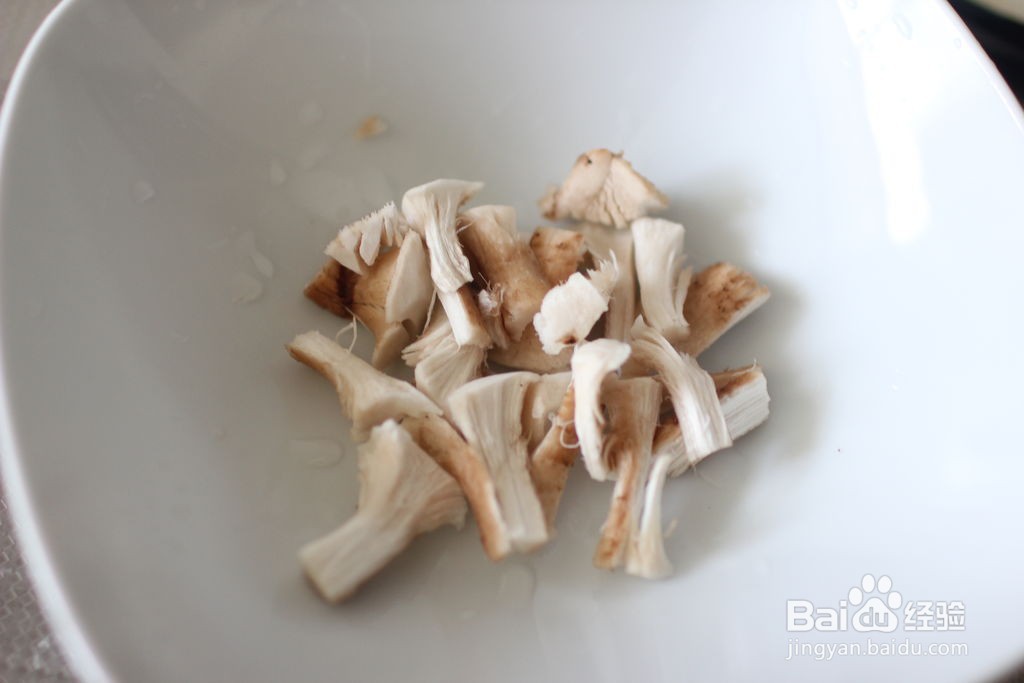 香菇蒸鸡腿怎么做
