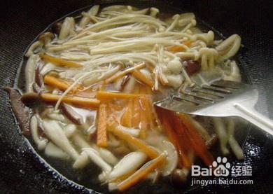 每日美食-芙蓉菌菇丝瓜汤的做法